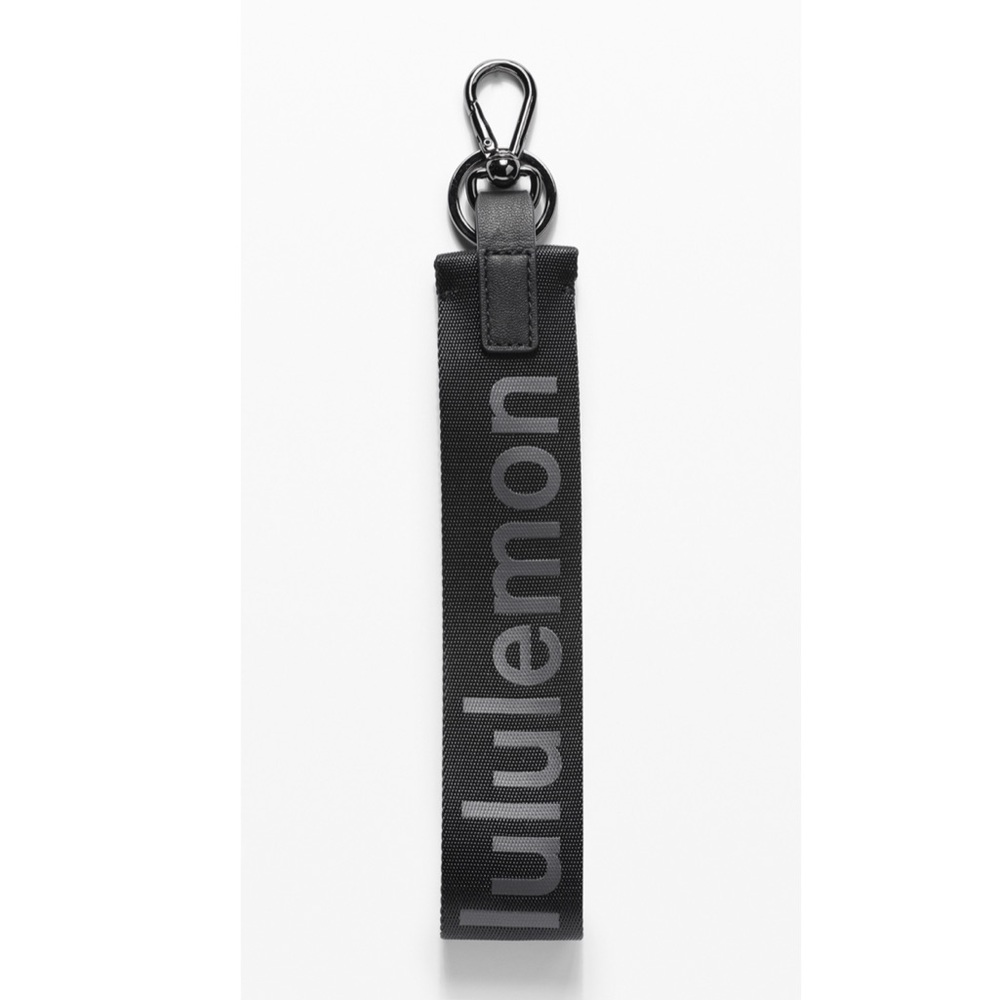 NWT Lululemon Never Lost Keychain 🍋